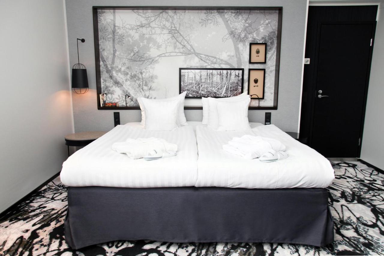 Junior Suite, 1 King, Courtyard view,797844129:JPEG