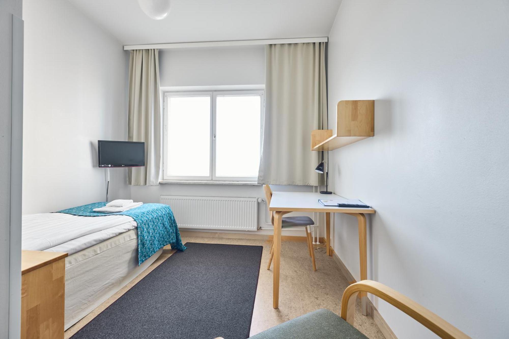 Small Single Room,1589594481:JPEG