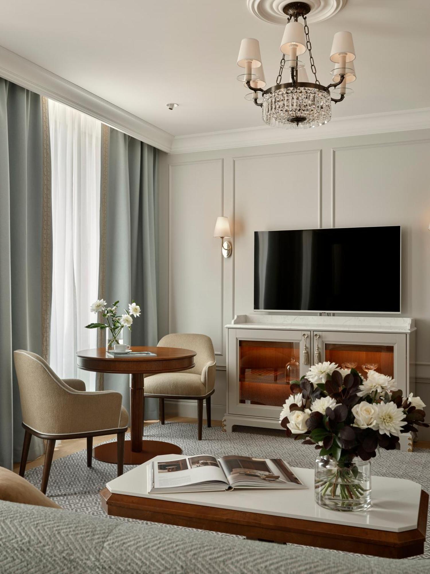 Executive Room Lounge Access,1706781235:JPEG